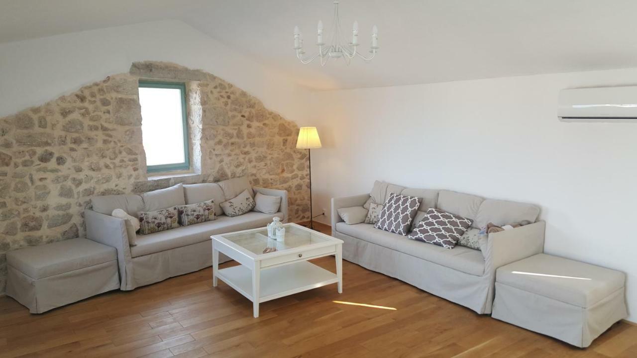 Magdalena Villa Vrbnik  Luaran gambar