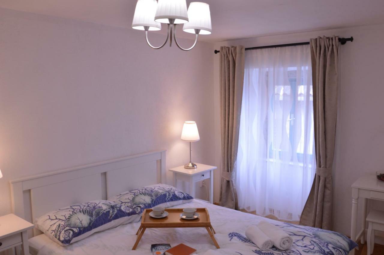 Magdalena Villa Vrbnik  Luaran gambar